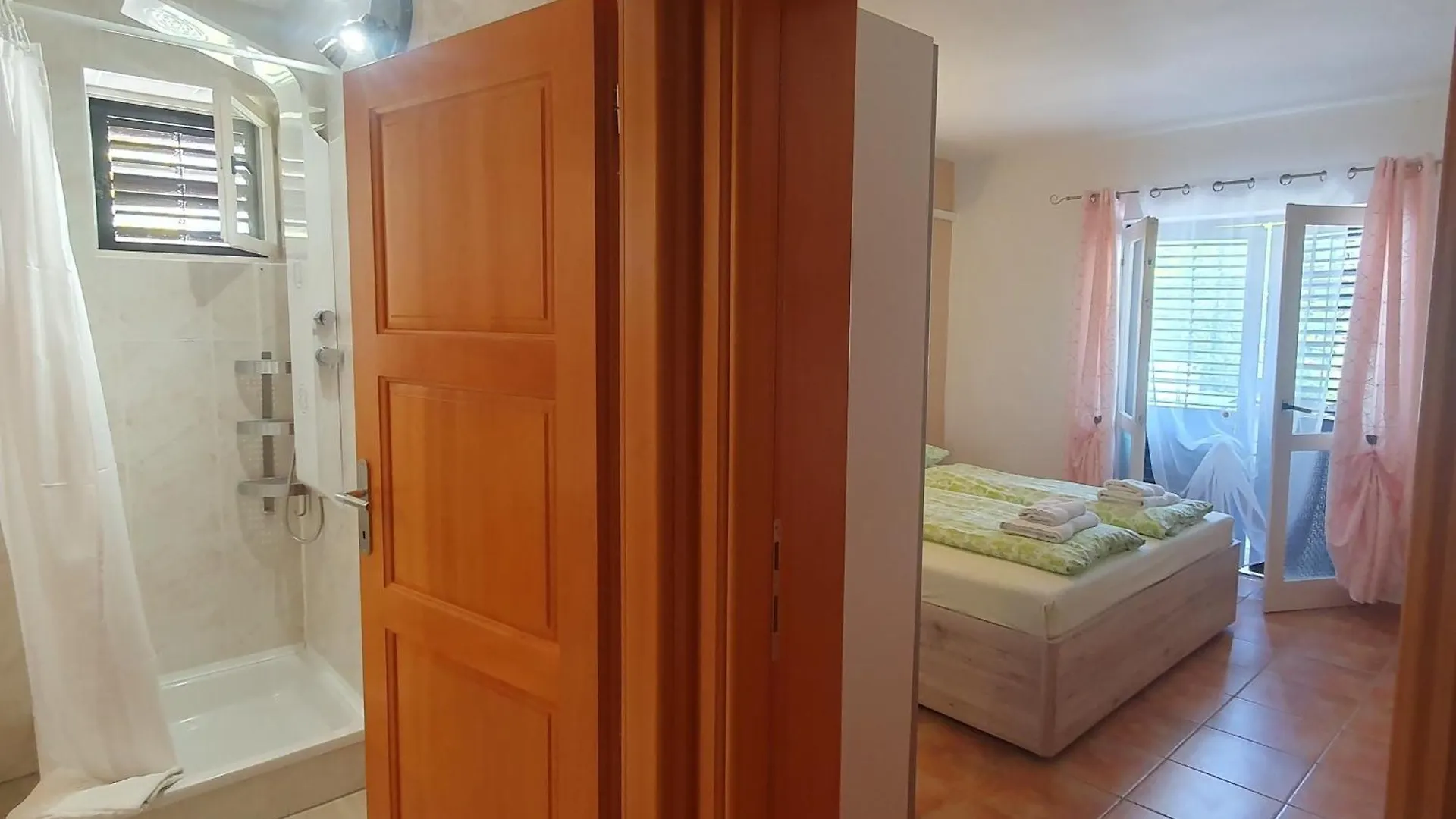 Apartments For Families With Children Lopar, Rab - 22227 Croatia