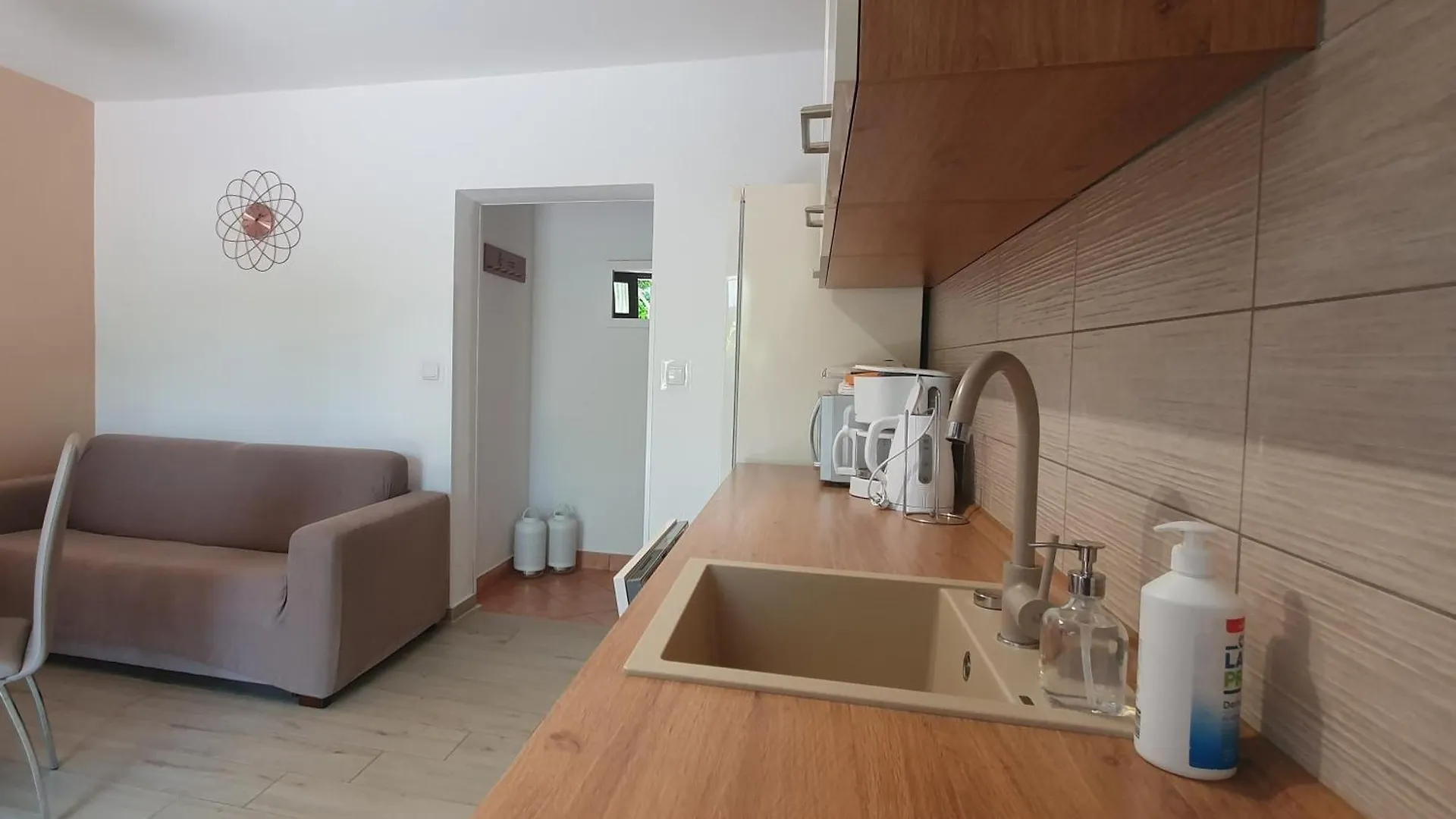 Apartments For Families With Children Lopar, Rab - 22227  Lopar