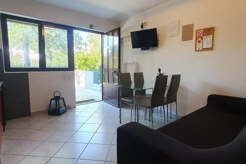 Apartments For Families With Children Lopar, Rab - 22227  Lopar