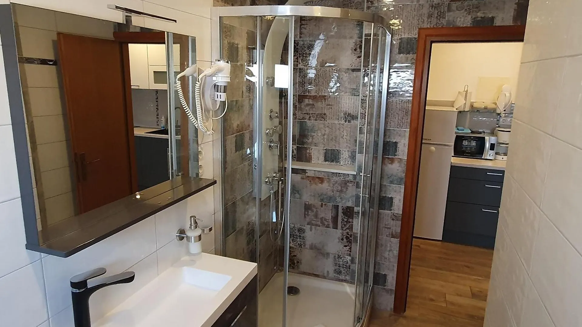Apartments For Families With Children Lopar, Rab - 22227