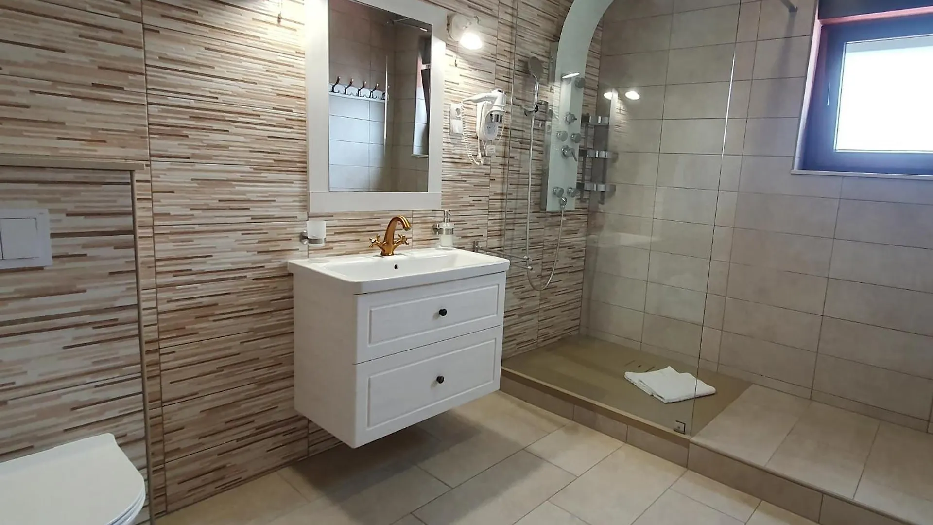 Apartments For Families With Children Lopar, Rab - 22227 Croatia