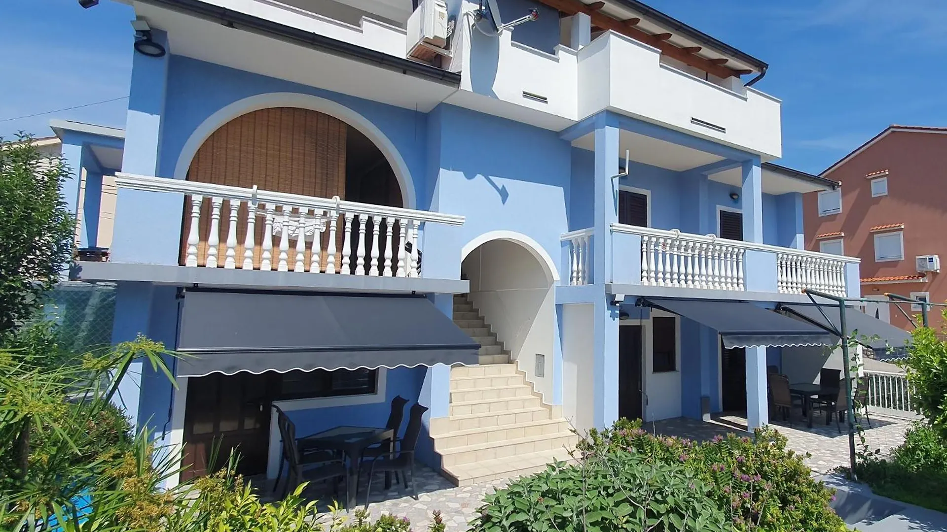 Apartments For Families With Children Lopar, Rab - 22227